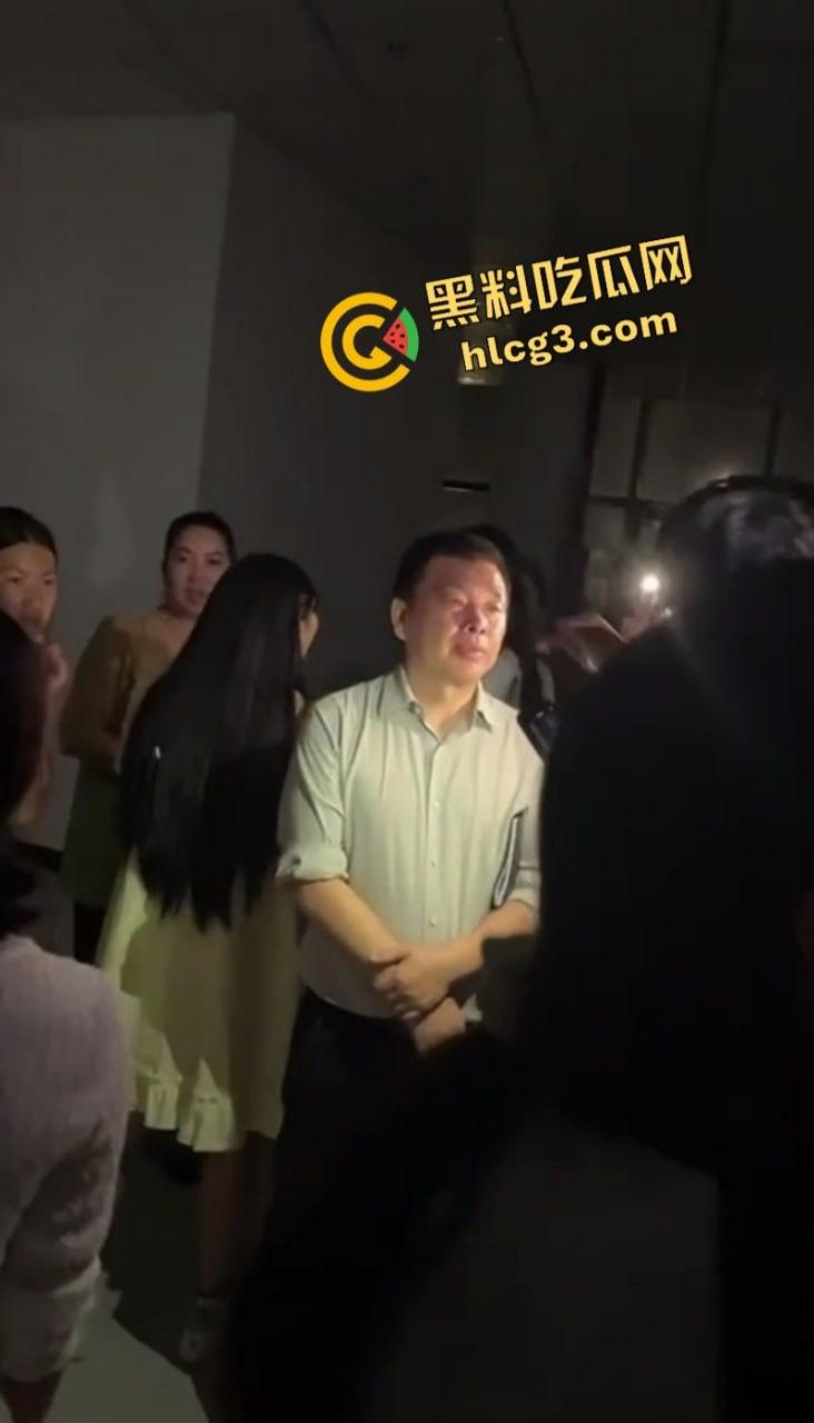 现场版黑社会?贵阳经济技术学校 强行让学生签转让书 不签直接开除学籍? 第7张 现场版黑社会?贵阳经济技术学校 强行让学生签转让书 不签直接开除学籍? 第7张