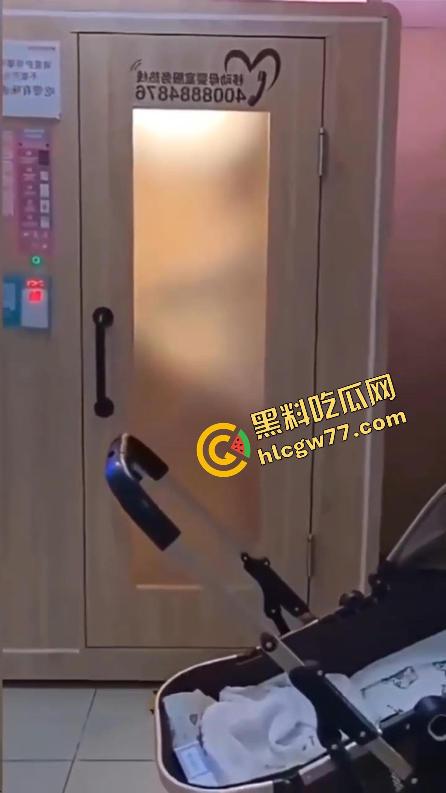 成都金牛妇幼保健院母婴室变炮房，狗男女当场开操高潮，里面干着外面拍着全程录下！  第9张