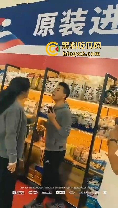 福建展会打假博主直接被商户群殴！摄影师惨成出气筒，头破血流真就惹了谁都不好过！  第5张