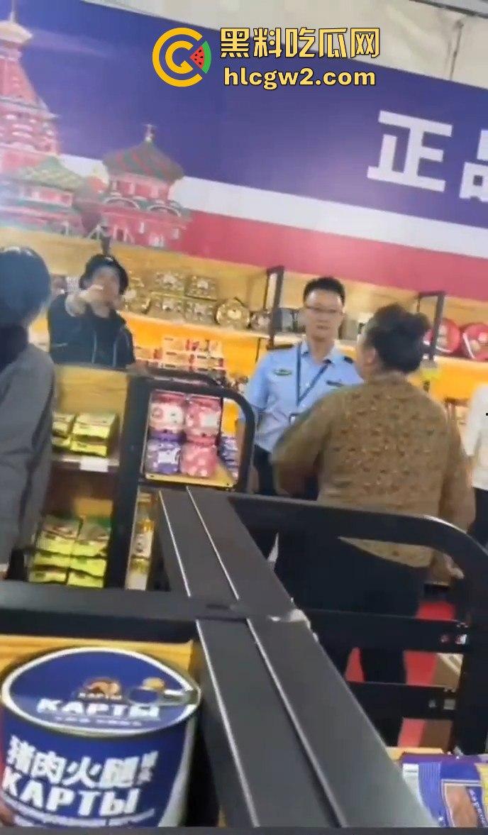 福建展会打假博主直接被商户群殴！摄影师惨成出气筒，头破血流真就惹了谁都不好过！  第10张