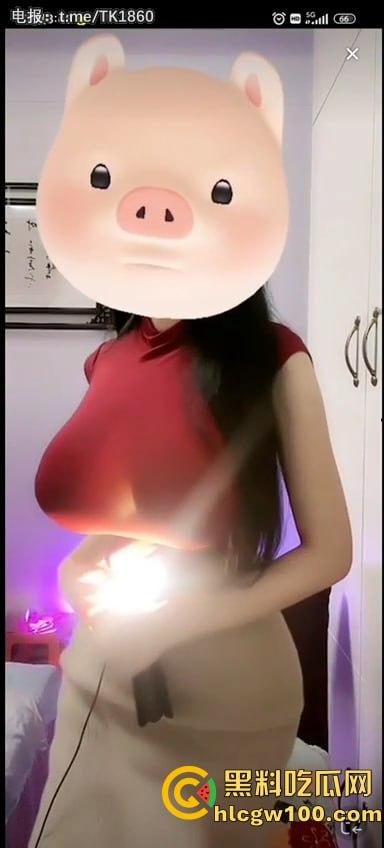 抖音超级大奶主播【崔崔567】，真空上阵勾引60W色友，付费会议蕾丝凸点丁字骚舞  第7张