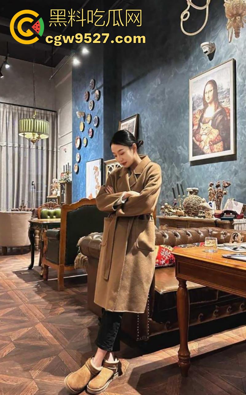 00后英语老师裸贷门事件，来自沈阳的御姐长腿女神，在山东教育机构当老师，为钱裸贷无奈肉偿抵债！  第4张