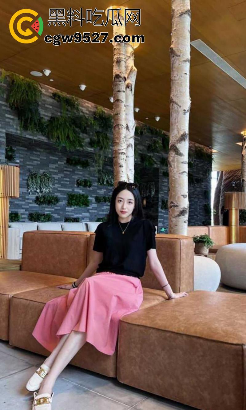 00后英语老师裸贷门事件，来自沈阳的御姐长腿女神，在山东教育机构当老师，为钱裸贷无奈肉偿抵债！  第5张