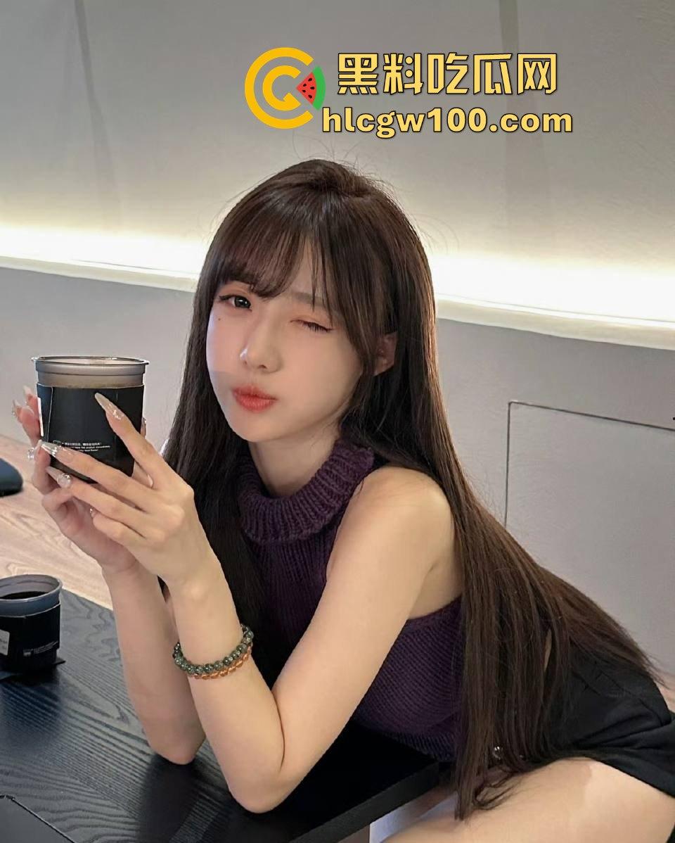 厦门大学清纯学生【林惠】自慰视频流出，微博【GNOHZY_】反差母狗道具自慰玩到失控！  第6张