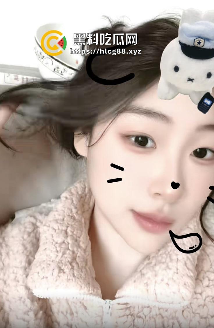 江苏无锡大奶骚妹『热欲』抖音连麦开撸，礼物一刷小粉逼随便看，急找长期鸡巴包养！  第3张