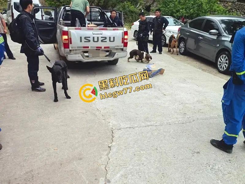 福建8岁男童邹某樽山中失踪,家属崩溃三日未眠,却有人借机发恐吓勒索短信孩子没找到,人性已经先烂透了! 第15张 福建8岁男童邹某樽山中失踪,家属崩溃三日未眠,却有人借机发恐吓勒索短信孩子没找到,人性已经先烂透了! 第15张