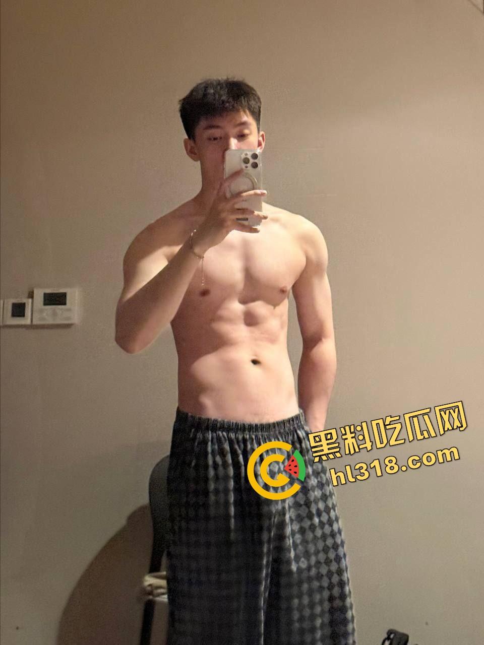 别只会看抖音直播，40W粉健身网红『小葛』爆操女粉，鸡巴一亮生吃大帅屌，谁还在乎套子这种废物？  第6张