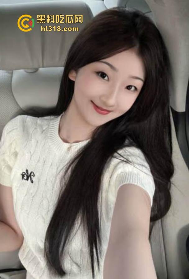 海角乱伦,侄女白丝新战衣挑逗勾引，肛塞调教情无套后入各种爆操打桩，对白极度淫荡！  第1张