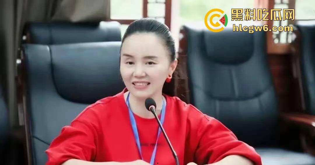 老牛吃嫩草!湖南省宁乡十三中女副校长【谢佳雄】婚内出轨学生近10年,大量聊天记录爆人眼球! 第16张 老牛吃嫩草!湖南省宁乡十三中女副校长【谢佳雄】婚内出轨学生近10年,大量聊天记录爆人眼球! 第16张