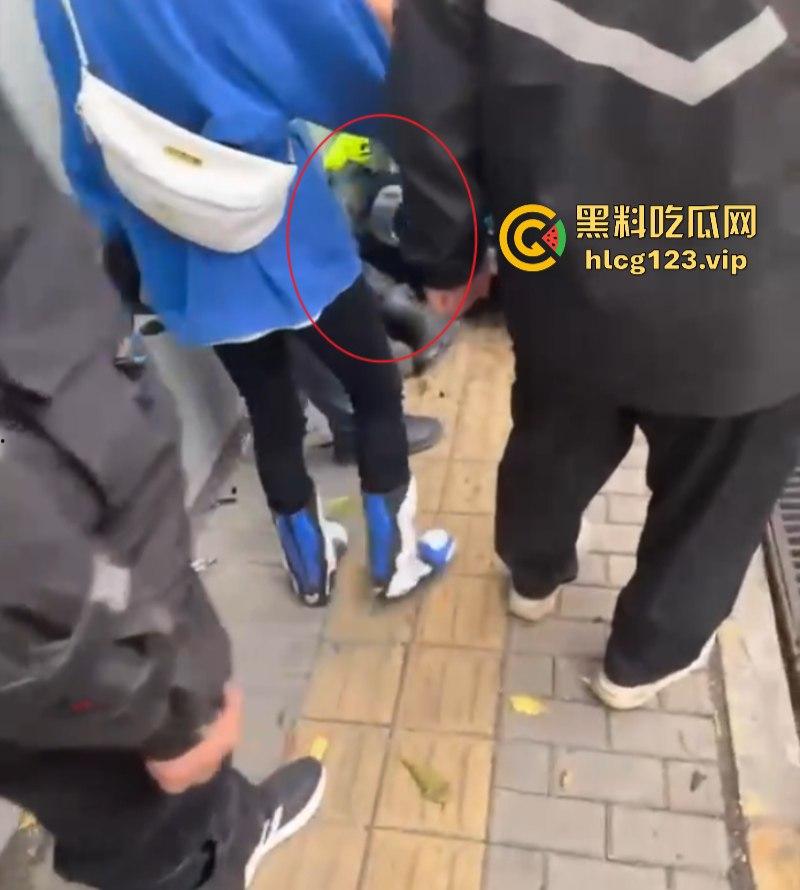 北京追焦师隧道拍摄惨被撞 女骑手当场吓傻 视频曝光事故全过程  第8张