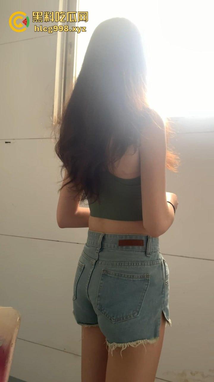 台湾模特【汪淼】骚气十足！情趣内衣轮着换，大长腿让老公天天交公粮撑不住！  第5张