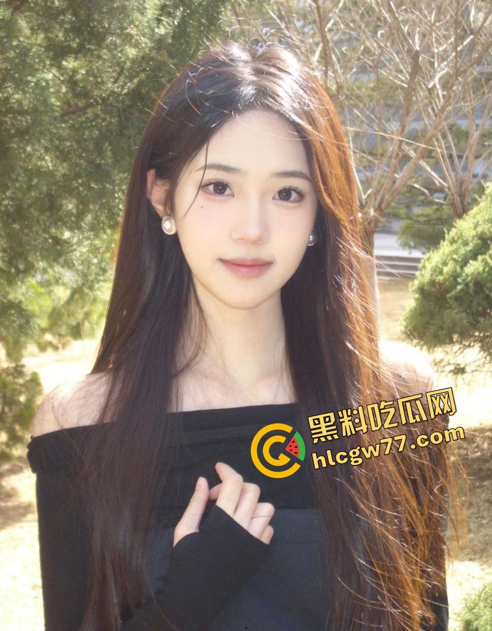 重庆女神学姐『李香』被富二代当玩具轮操,自慰成瘾下体红肿,每晚潮喷三次才睡得着! 第2张 重庆女神学姐『李香』被富二代当玩具轮操,自慰成瘾下体红肿,每晚潮喷三次才睡得着! 第2张