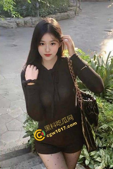 海角大神爆操水嫩乖女儿:当着女儿闺蜜内射了她,父女惊心动魄的凌晨契合,亲情乱伦,欲望再燃 第3张 海角大神爆操水嫩乖女儿:当着女儿闺蜜内射了她,父女惊心动魄的凌晨契合,亲情乱伦,欲望再燃 第3张