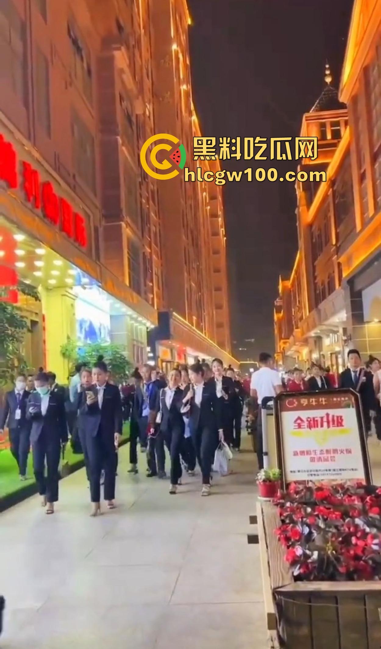 缅甸小姐姐的日常曝光，下班后颜值在线可甜可辣，生活不仅是开火车，瓜友速来当评委，看看缅甸妹子美到几分！  第9张