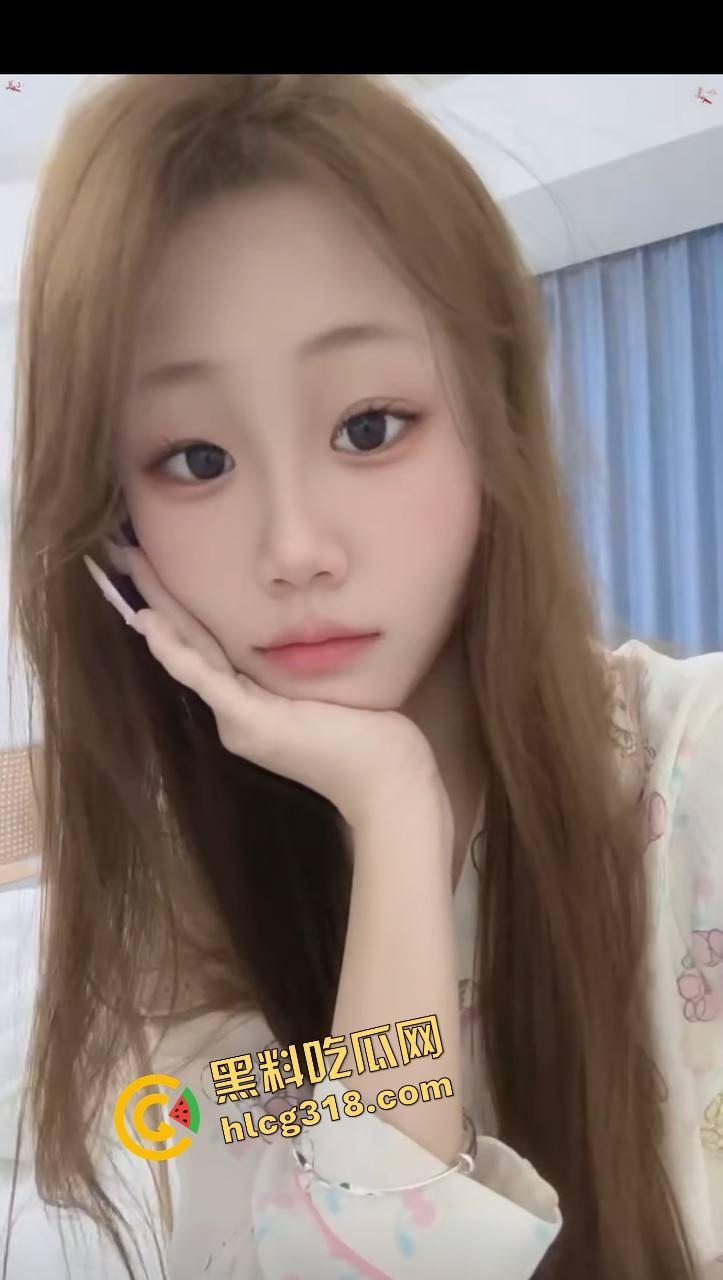 为什么喜欢口交？口交不是前戏，是男人的USB充电口，插上就通电，舔着舔着你就恋爱了！  第3张