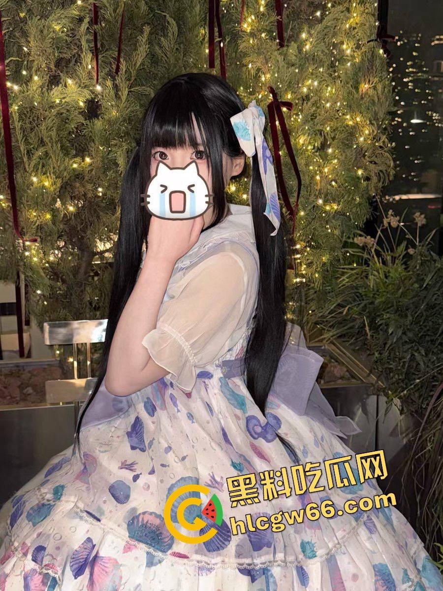 柳州双马尾甜妹【甜甜】白丝洛丽塔口交曝光，戴眼罩被玩到喷汁翻红，穴穴被插到发亮还主动求干！  第4张