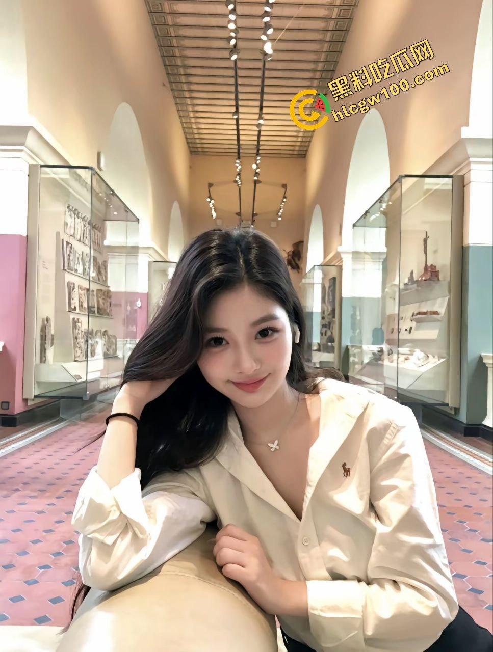 湖南吉首大学反差婊音乐老师『唐嫣』衬衫勾引大哥聊骚 酒店跪趴全裸后怼爆操骚逼！原创独家曝光流出！  第1张