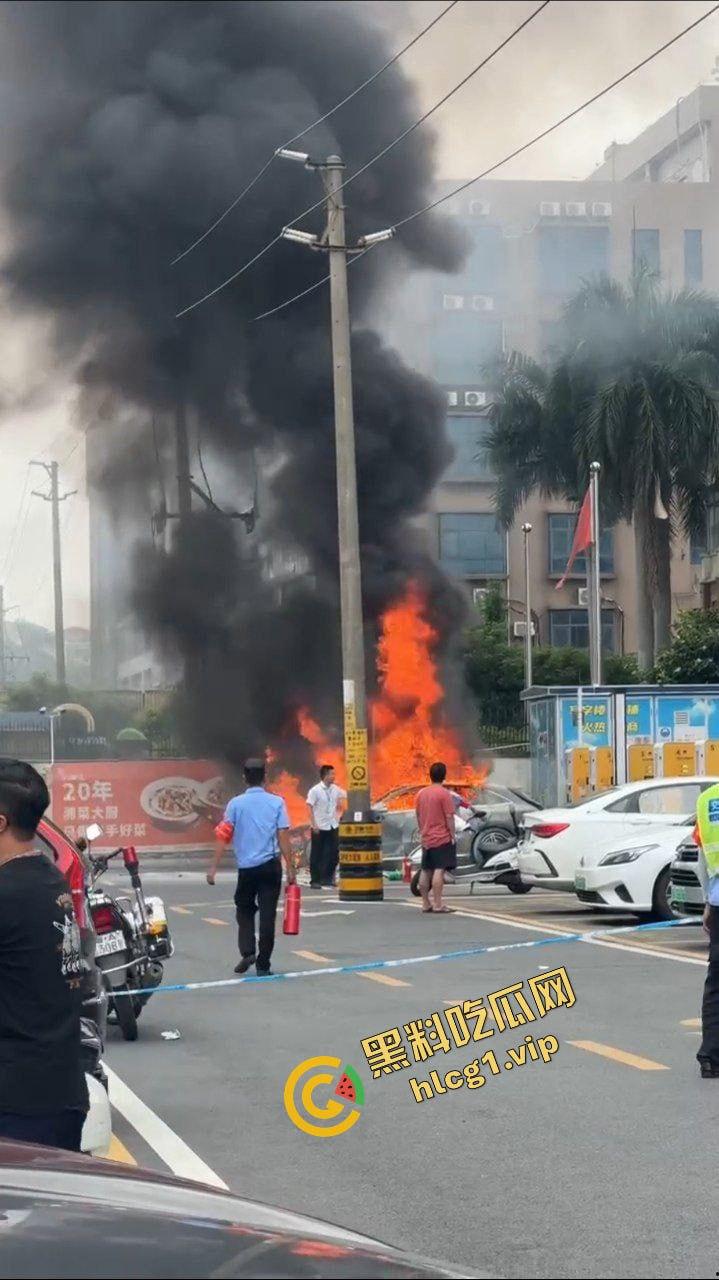 广州番禺区 奔驰EQC纯电车 充电自燃！充电5分钟 燃烧1小时！  第11张